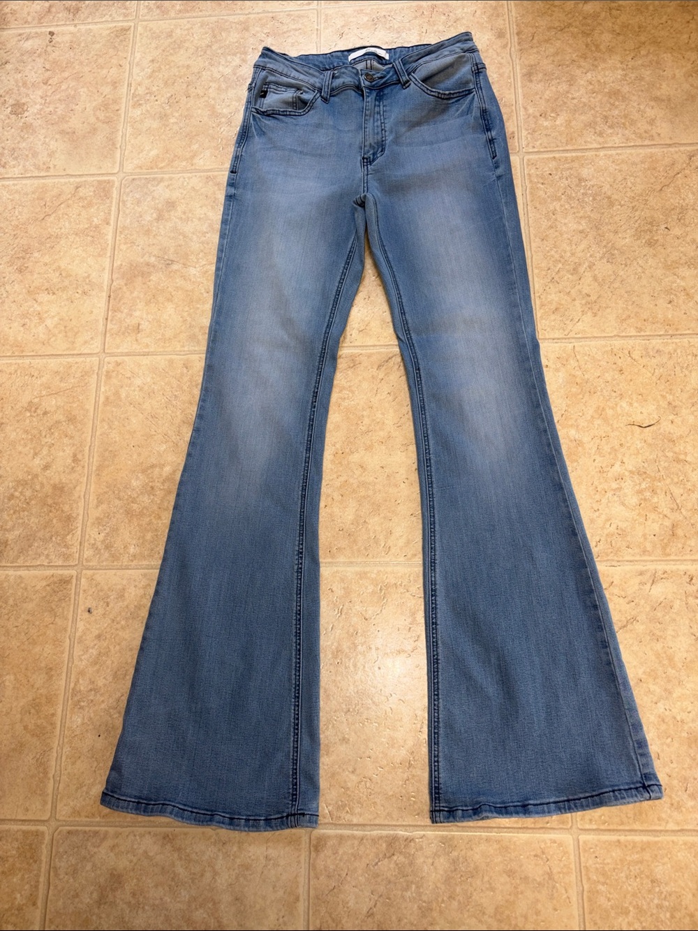 KanCan Women's Size  9/28 Long Super Flare Stretchy Blue Jeans 33" Inseam HiRse
